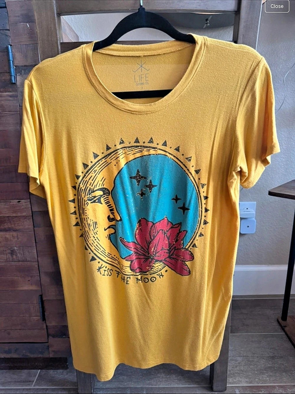 Life Clothing Co. Graphic Tee in Yellow & Blue Small